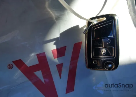 2020 Volkswagen Tiguan 2.0T Se/2.0T Se R-Line Black/2.0T Sel from USA, damaged, VIN 3VV3B7AX3LM061826